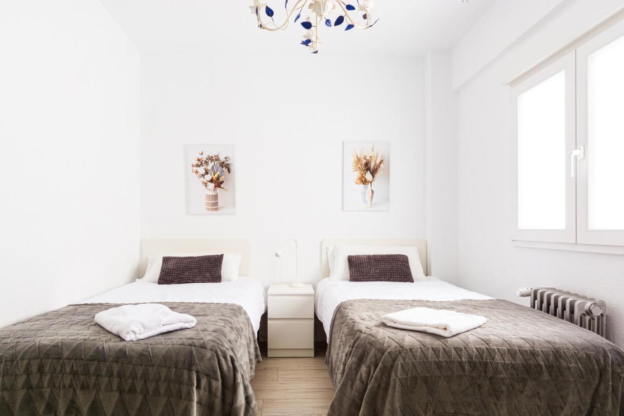 Apartamento Tenor Fleta Appartement Zaragoza Buitenkant foto